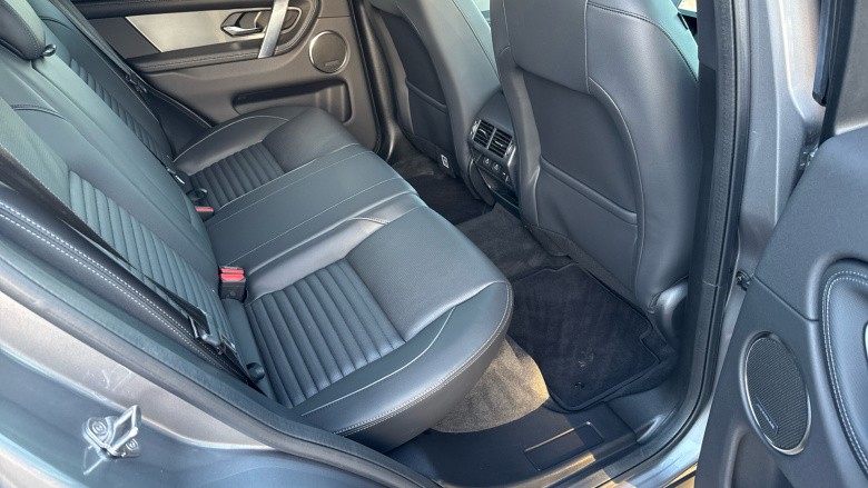 Land Rover Discovery Sport 2.0 D200 Dynamic SE 5dr Auto [5 Seat] Diesel Station Wagon